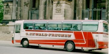 Rote Busse